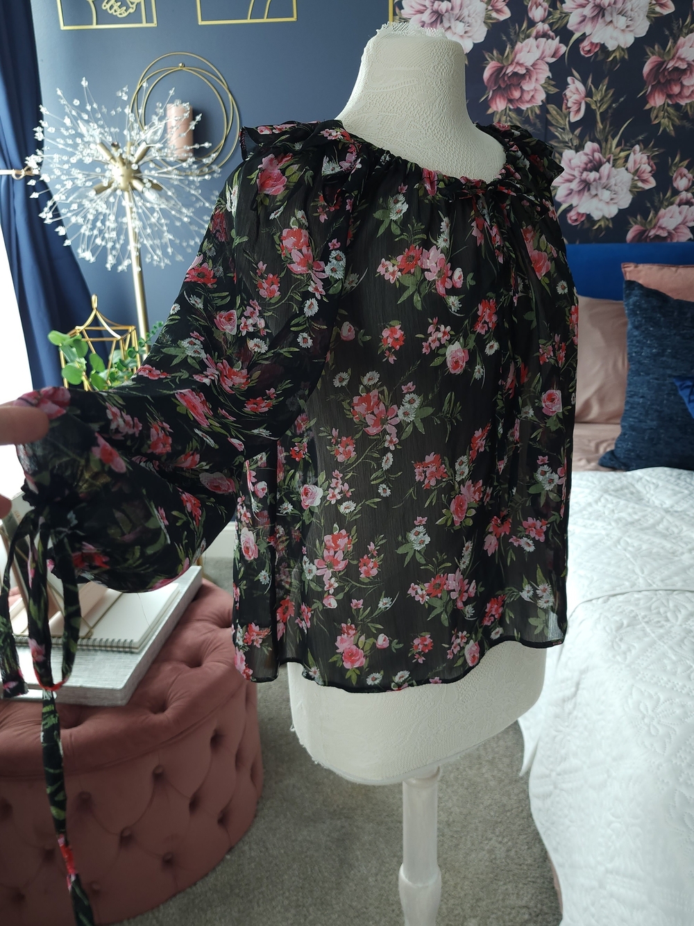 New Look Black Sheer Floral Tie-Sleeve Blouse, Size S / US 4/ UK 8